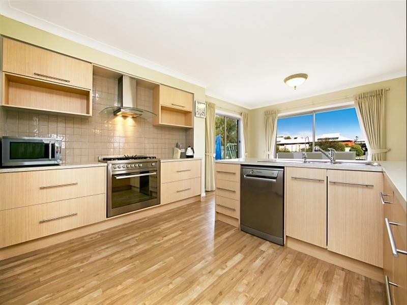 19 Selway Place, Evanston Park SA 5116