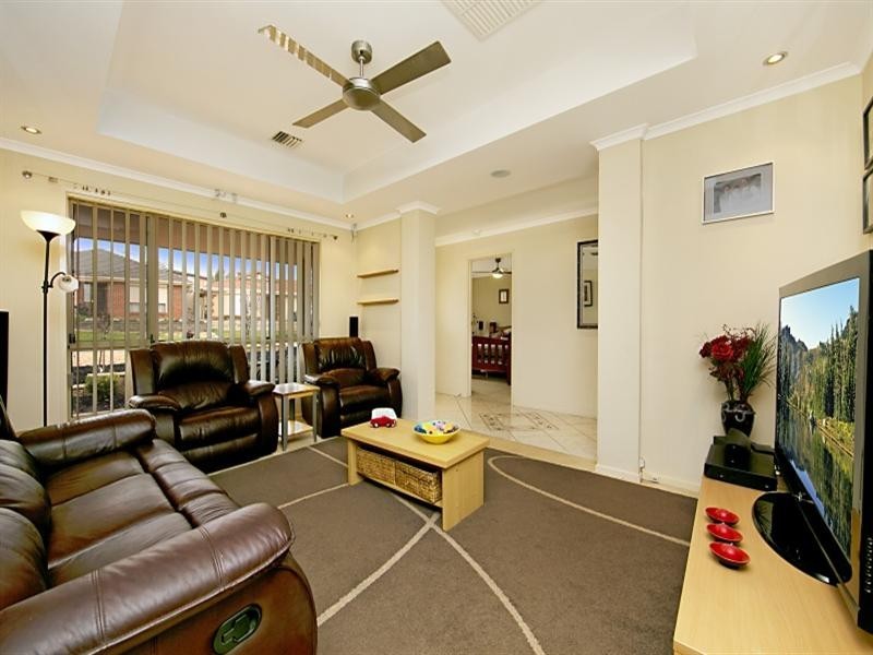 4 Chestnut Grove, Blakeview SA 5114