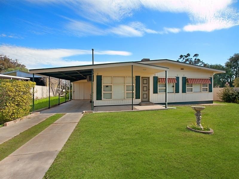 1 McKinlay Avenue, Gawler East SA 5118