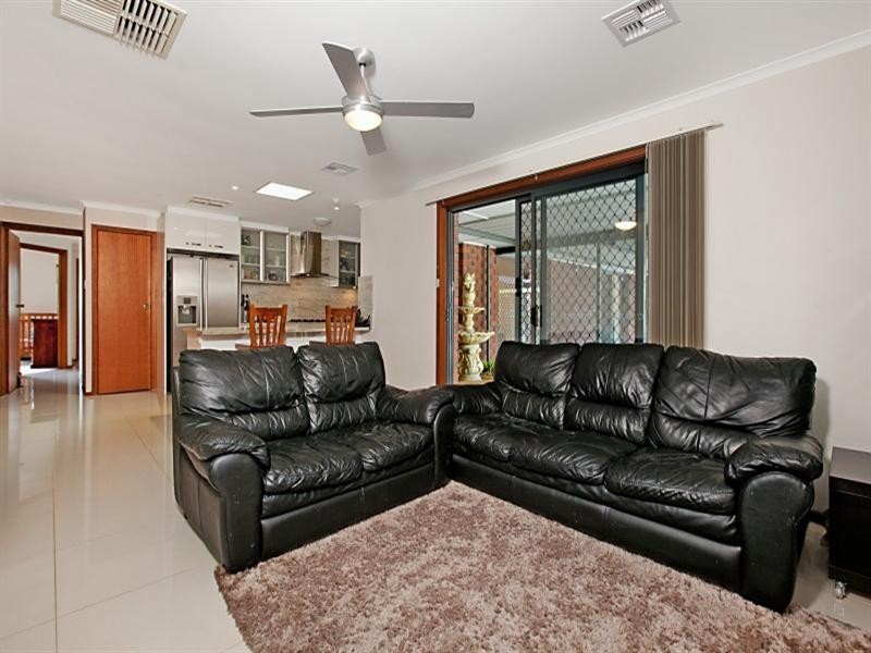 10 Orietta Court, Angle Vale SA 5117