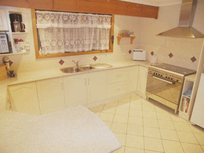 1 Mcpharlin Avenue, Redwood Park SA 5097