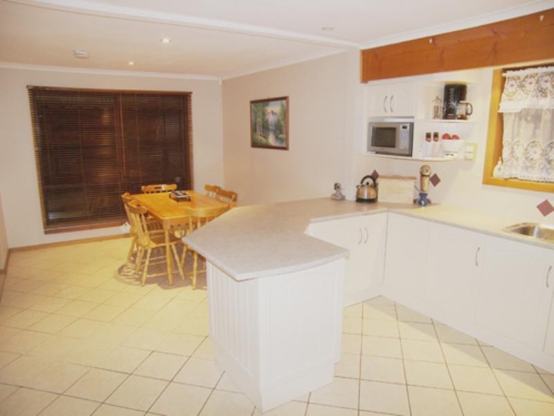 1 Mcpharlin Avenue, Redwood Park SA 5097