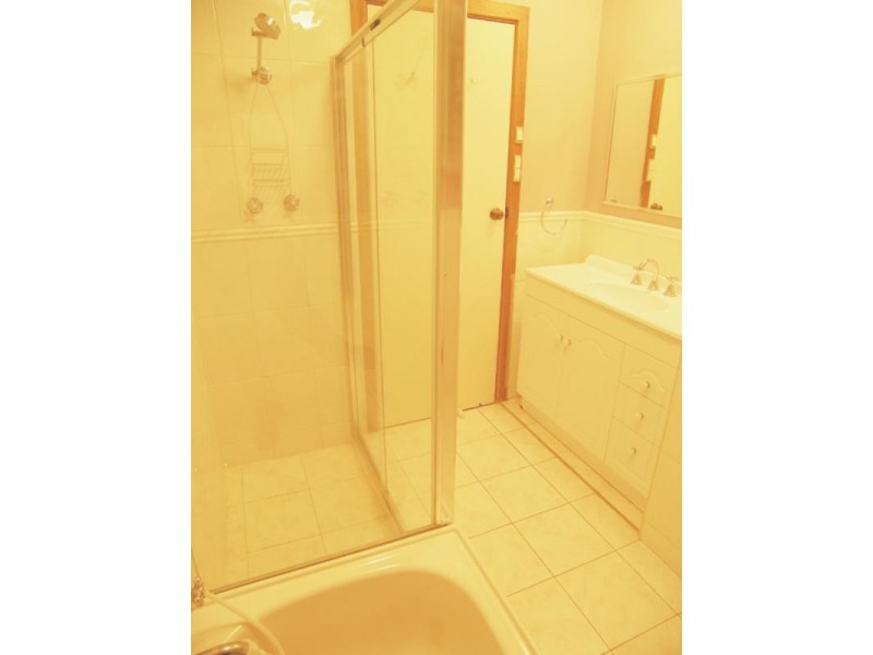 1 Mcpharlin Avenue, Redwood Park SA 5097