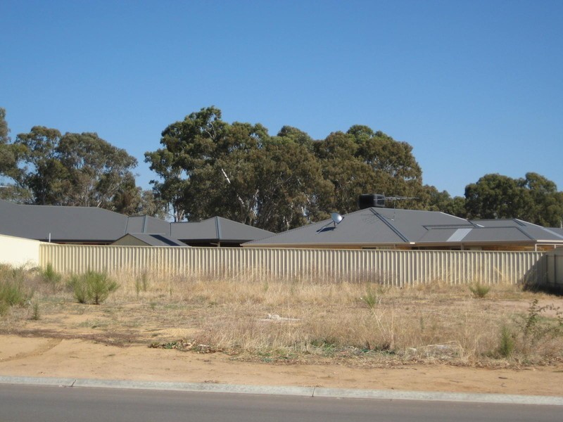 Lot 4 Ian Ross Drive, Williamstown SA 5351