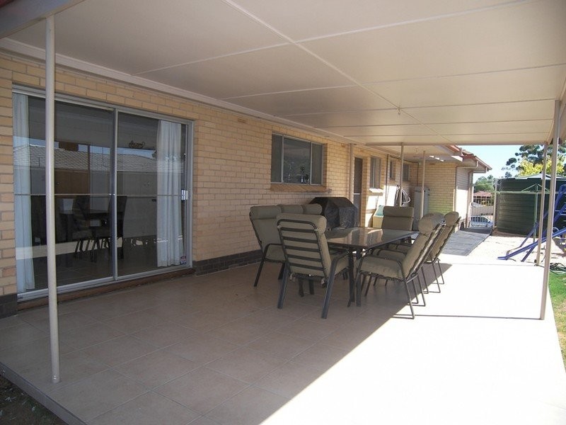 6 Mcgonigal Drive, Willaston SA 5118