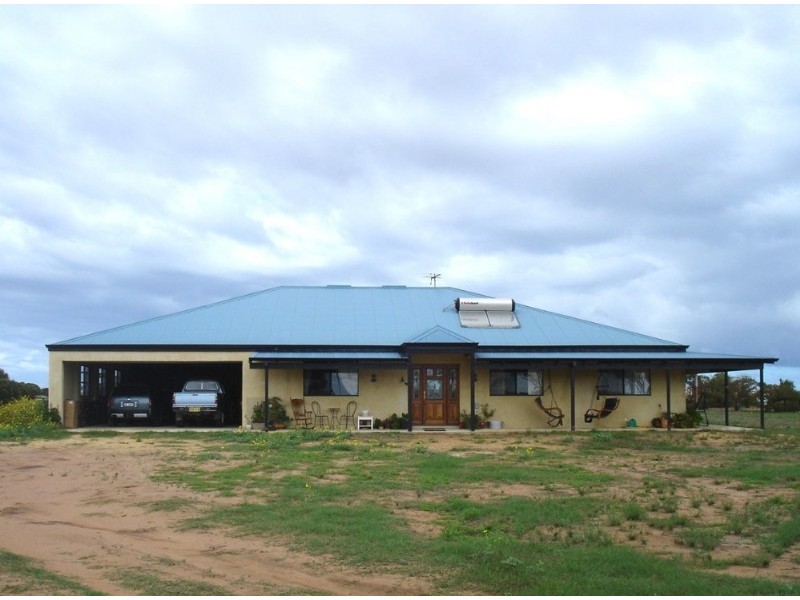 29 Evans Street, Walkaway WA 6528