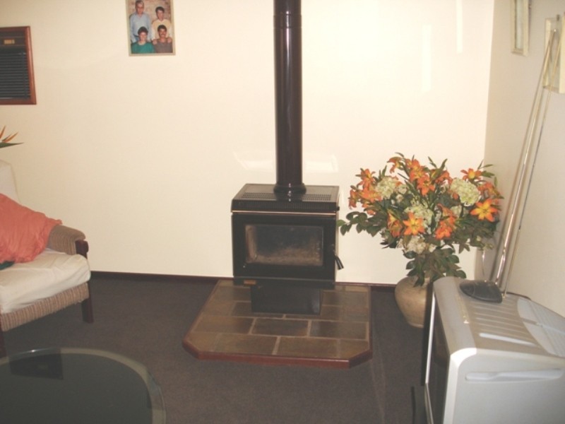 128 White Peak Road, White Peak WA 6532