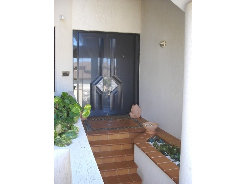 8 Eastcott Way, Tarcoola Beach WA 6530