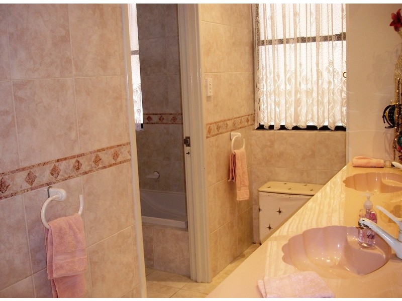 8 Eastcott Way, Tarcoola Beach WA 6530