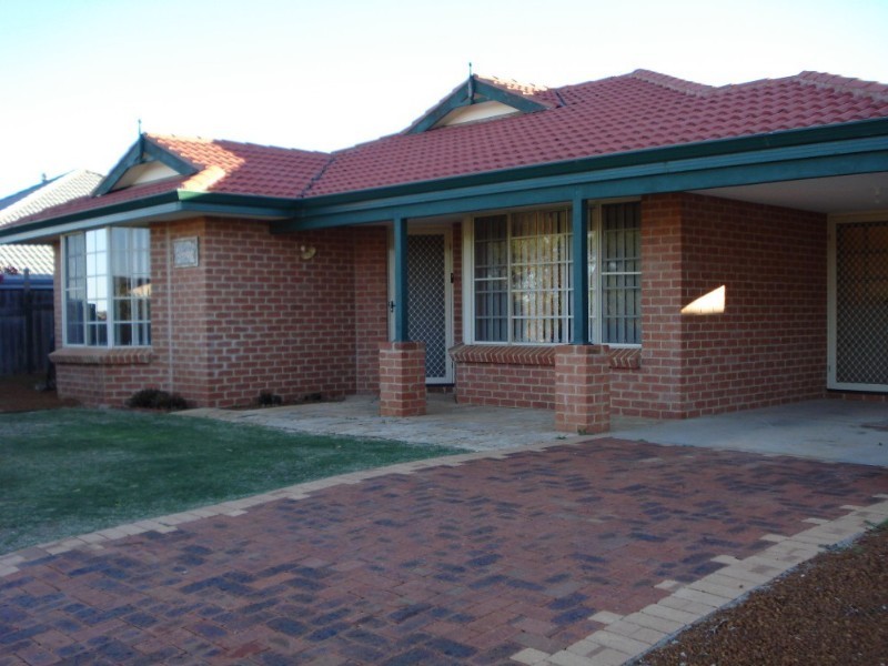 9 Hill View, Geraldton WA 6530