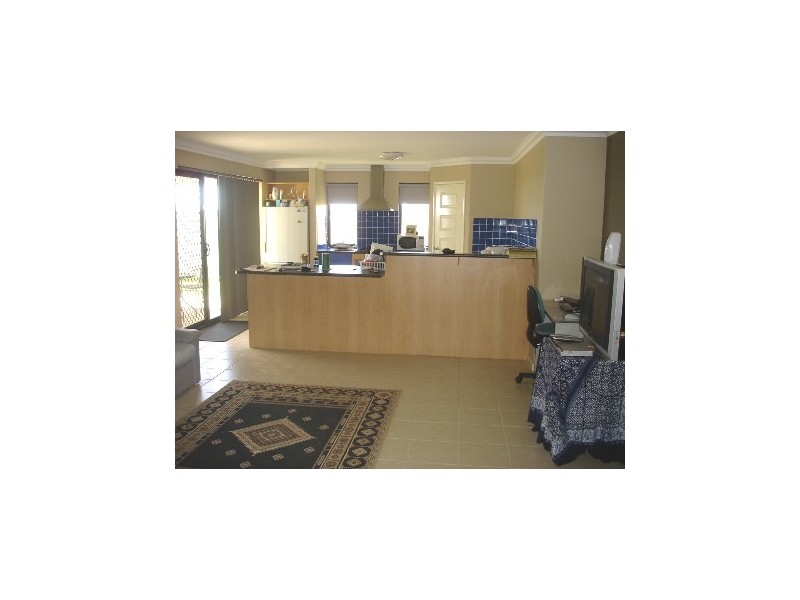 8 Yolanda Edge, Wandina WA 6530