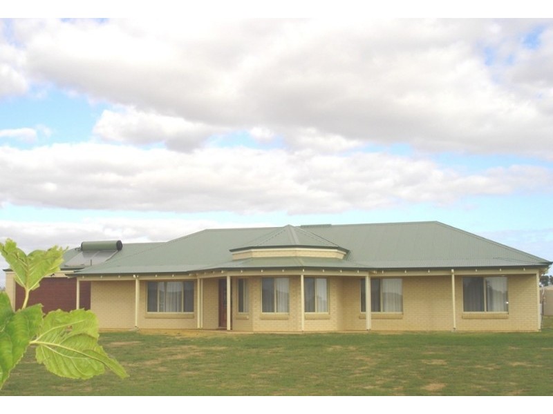 36 Dressage Circle, Deepdale WA 6532