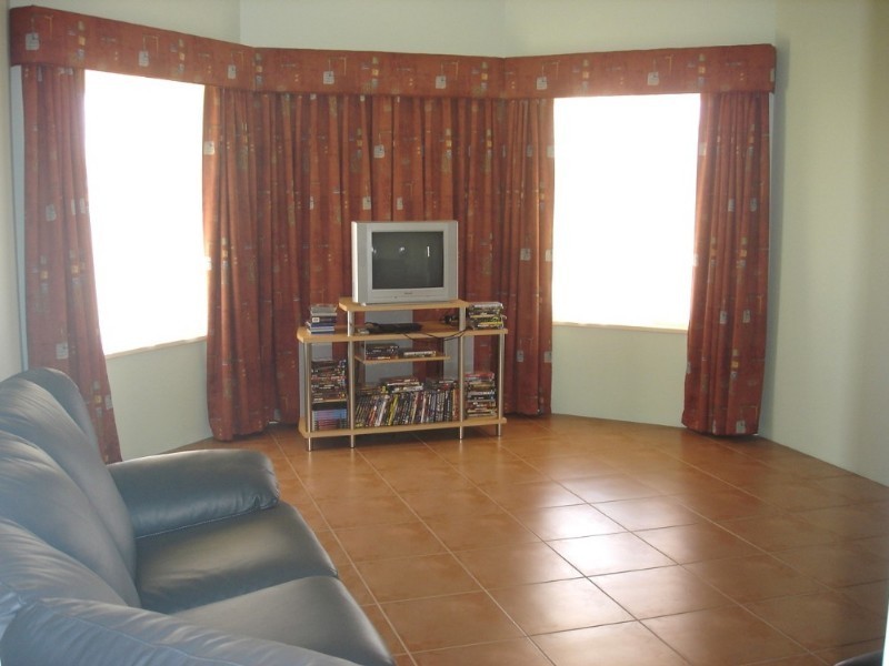 36 Dressage Circle, Deepdale WA 6532