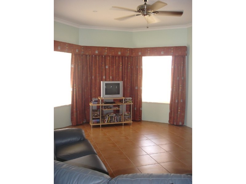 36 Dressage Circle, Deepdale WA 6532