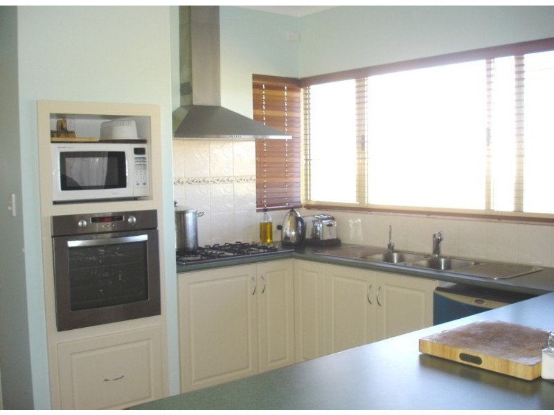 36 Dressage Circle, Deepdale WA 6532