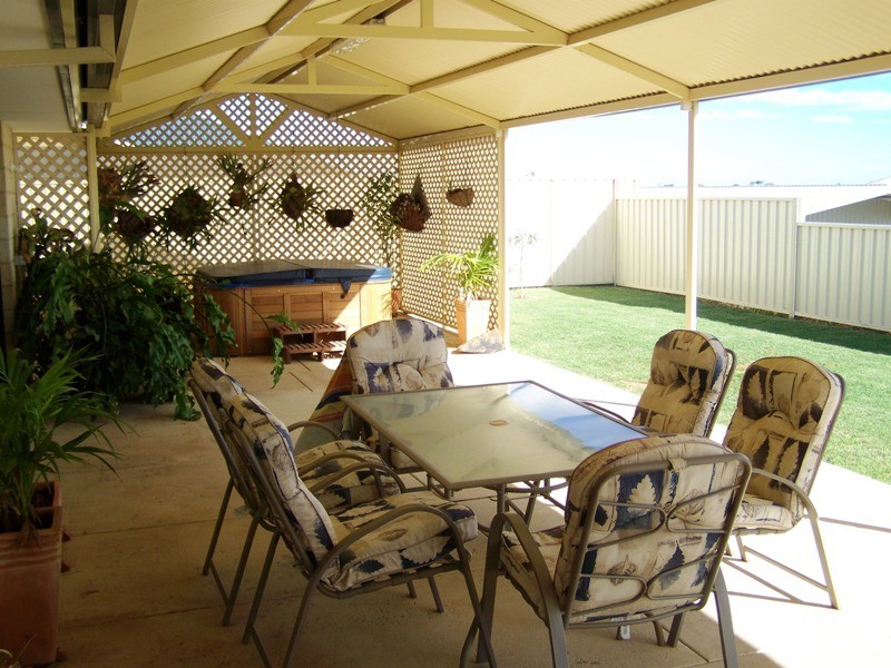 13 Drummond Cove Road, Drummond Cove WA 6532