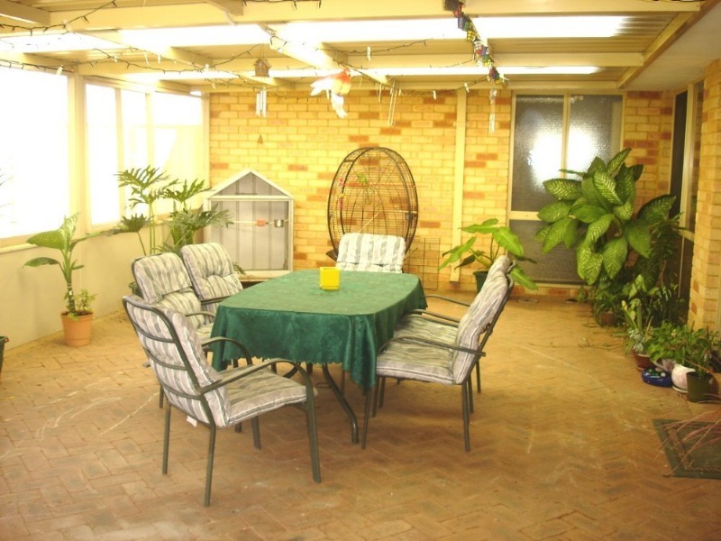 5 Waterfront Circle, Drummond Cove WA 6532