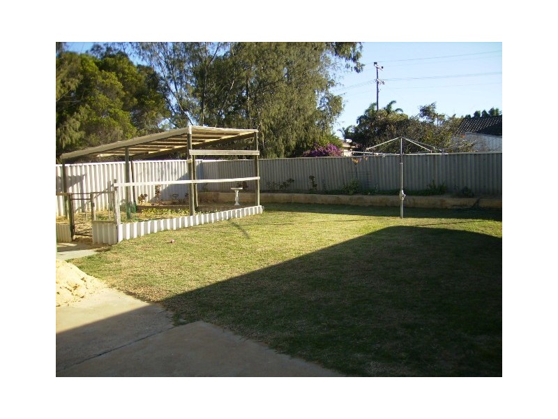 4 Tuart Street, Rangeway WA 6530