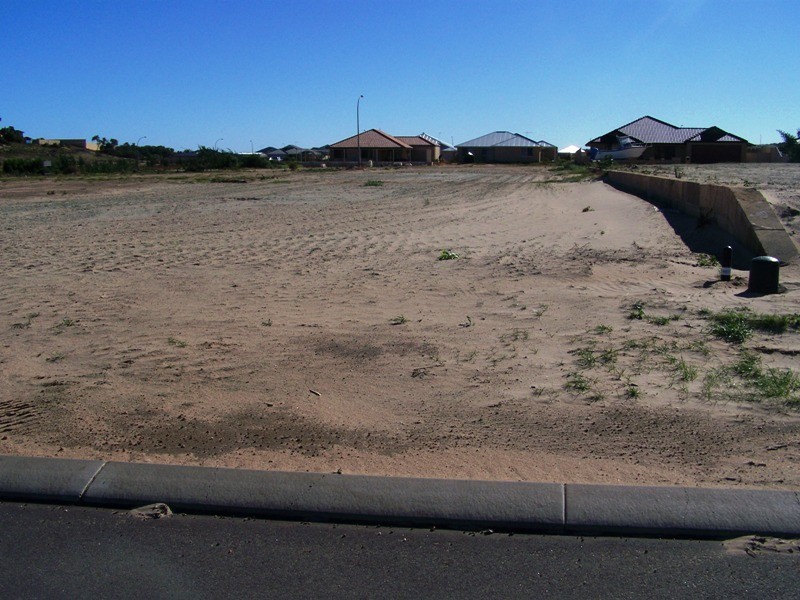 13 Topsail Street, Drummond Cove WA 6532