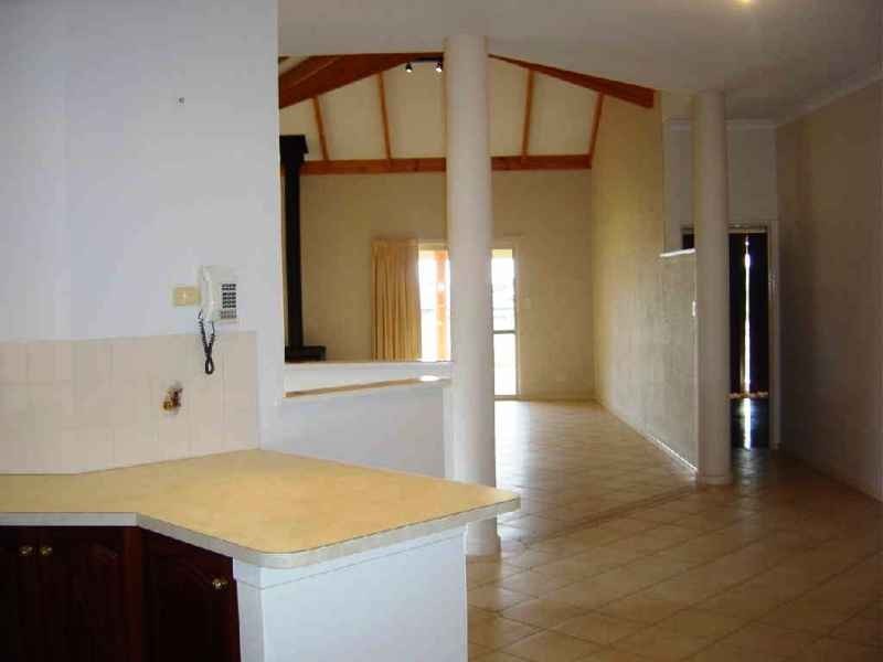 39 Waterfront Circle, Drummond Cove WA 6532