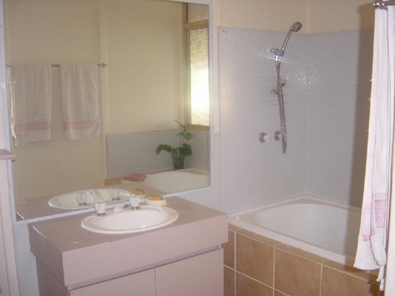 10 Urawa Street, Wandina WA 6530