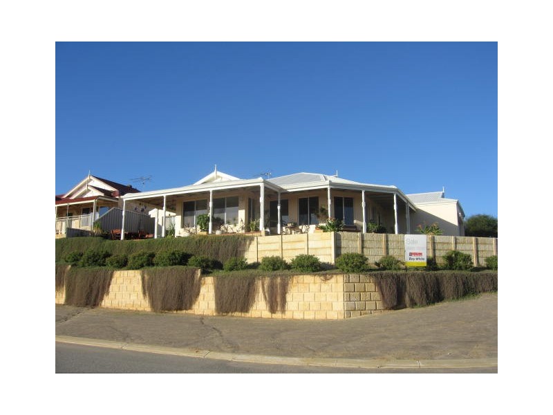 b/2 Wallabi Drive, Wandina WA 6530