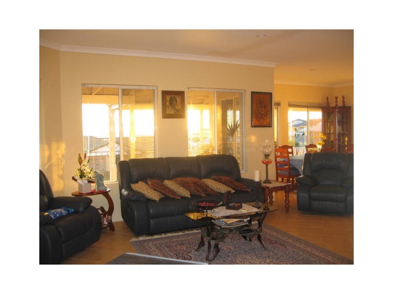 b/2 Wallabi Drive, Wandina WA 6530