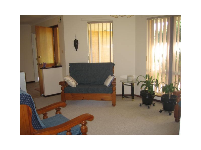 14 Endeavour Drive, Wandina WA 6530