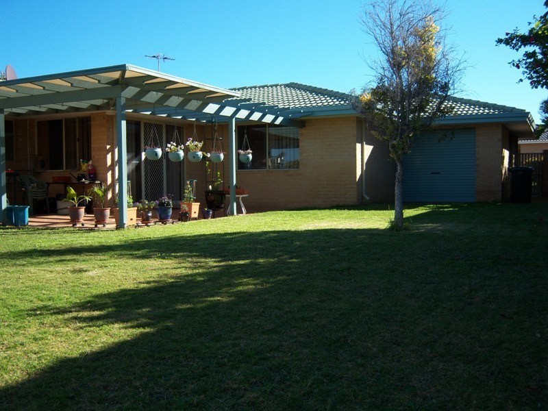 14 Endeavour Drive, Wandina WA 6530