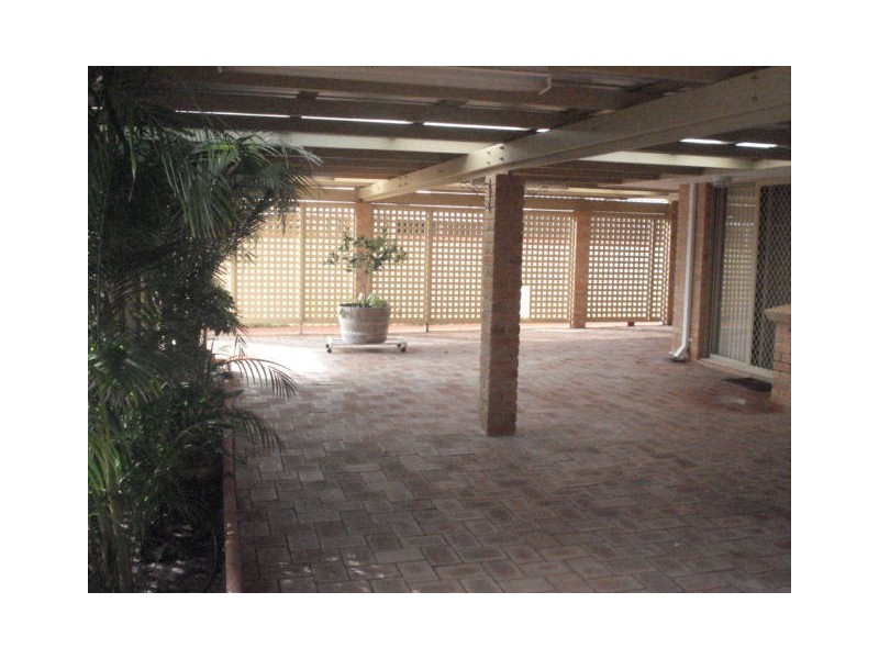 9 Falmouth Close, Tarcoola Beach WA 6530