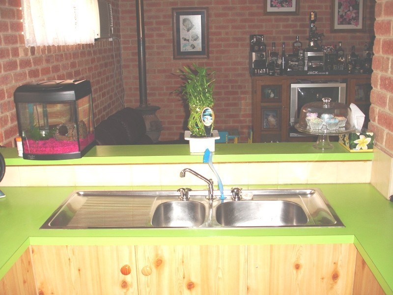 13 Osbourne Street, Spalding WA 6530