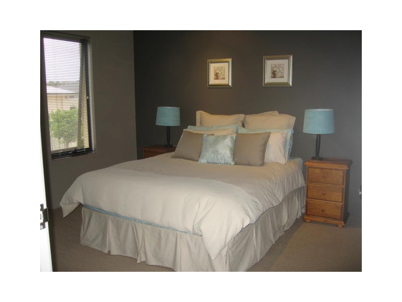 57 Wavecrest Circle, Drummond Cove WA 6532