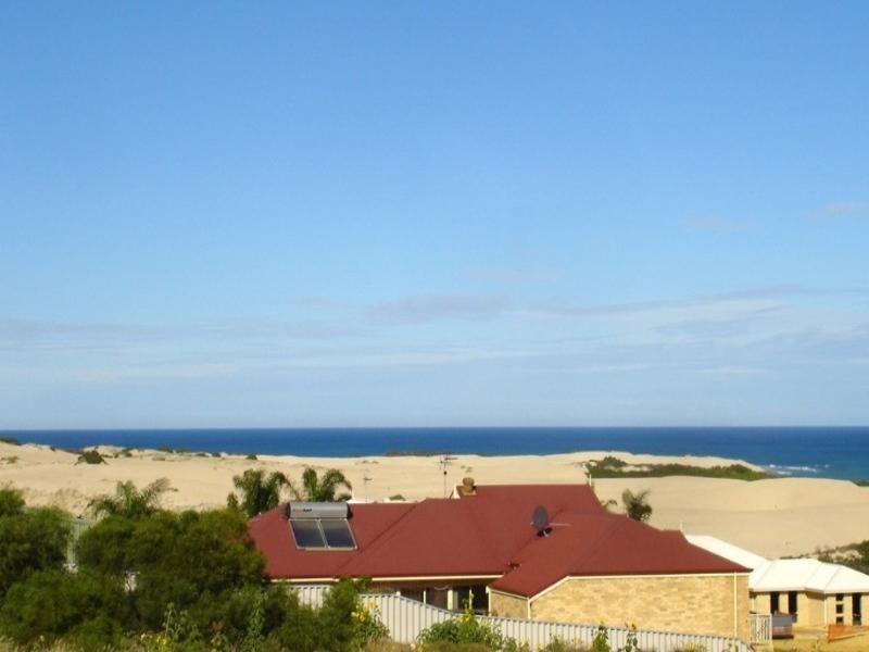 3 Basile Court, Wandina WA 6530