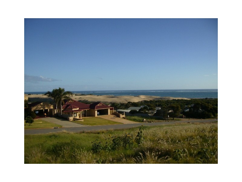 9 Pelican Rise, Wandina WA 6530