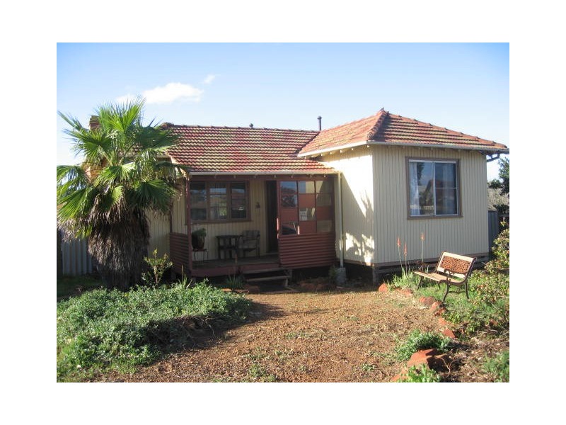 120 Fraser Street, Beachlands WA 6530