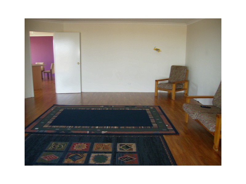 40 African Reed Boulevard, Greenough WA 6532