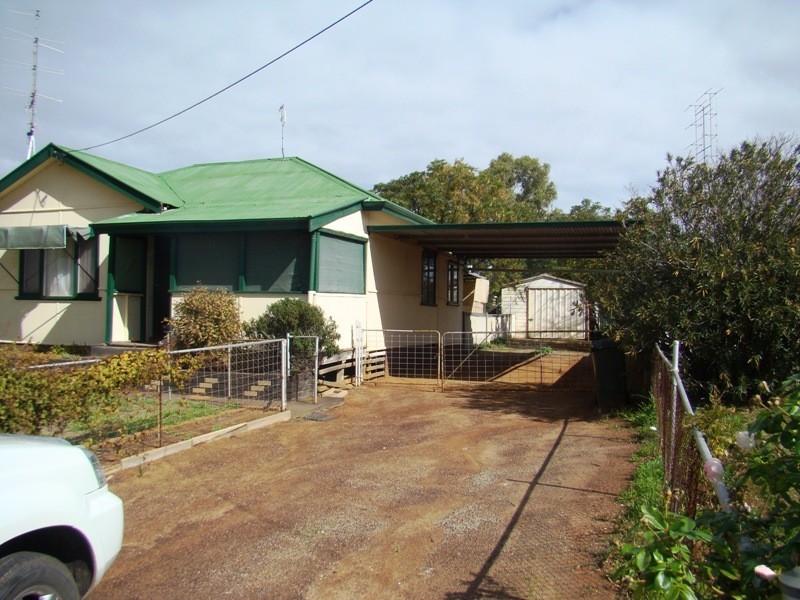 23 Railway Street, Carnamah WA 6517