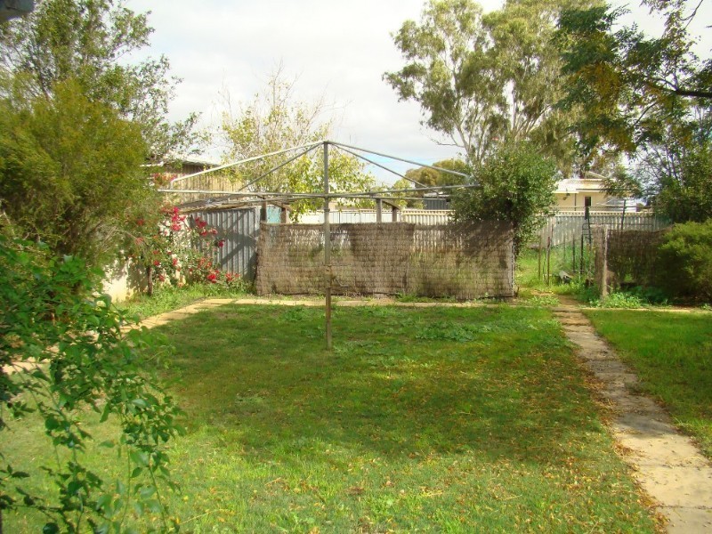 23 Railway Street, Carnamah WA 6517