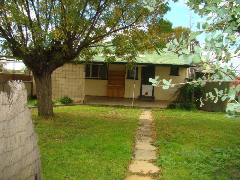 23 Railway Street, Carnamah WA 6517