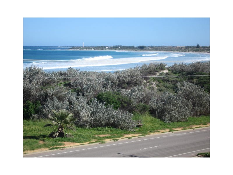 297 Willcock Drive, Tarcoola Beach WA 6530