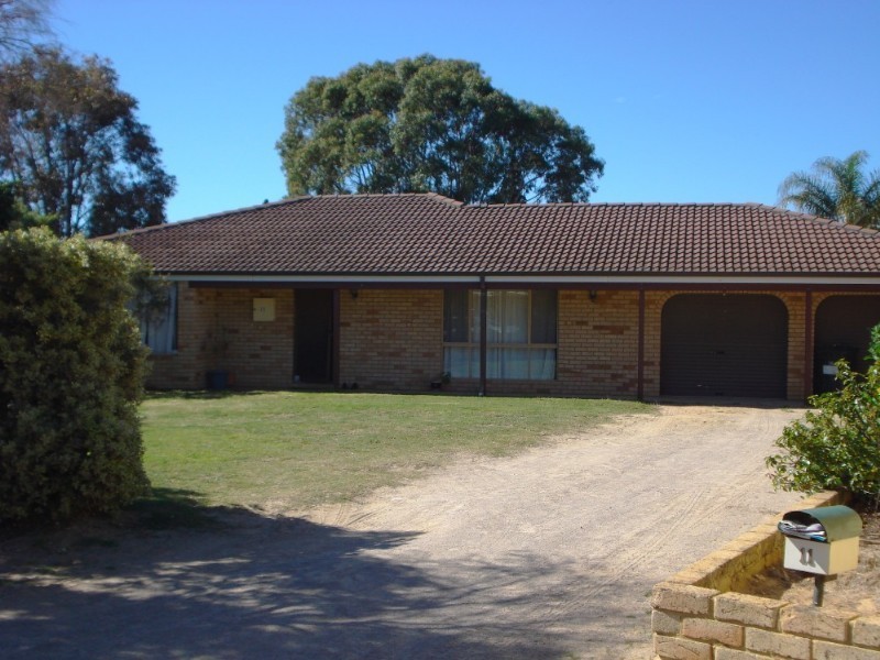 11 Joshua Way, Karloo WA 6530