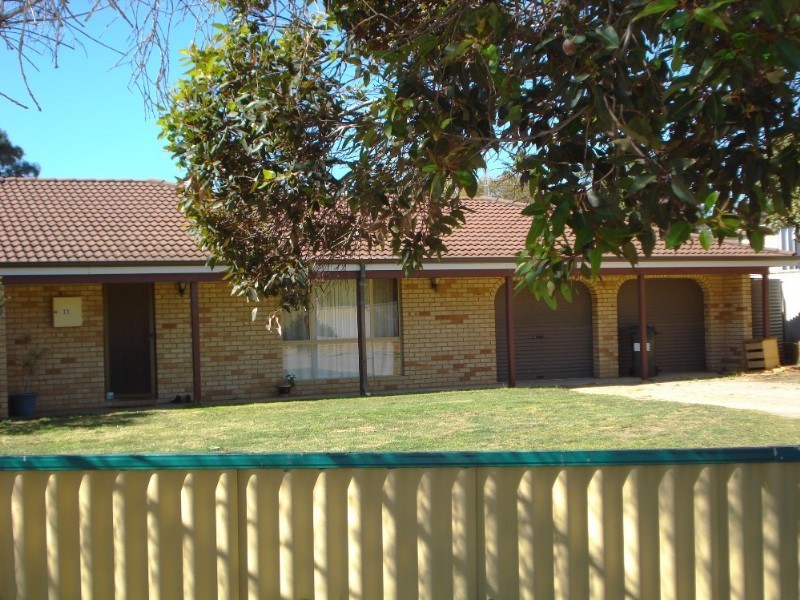 11 Joshua Way, Karloo WA 6530