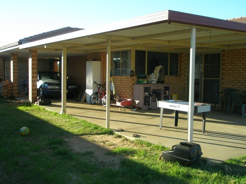 27 Bonamia Street, Utakarra WA 6530