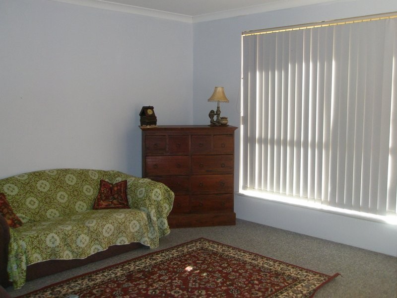 27 Bonamia Street, Utakarra WA 6530