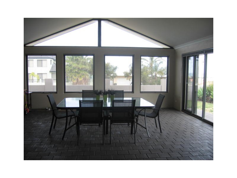 22 Seaview Boulevard, Wandina WA 6530