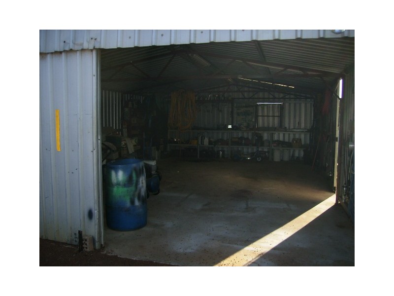 2 Hart Street, Utakarra WA 6530