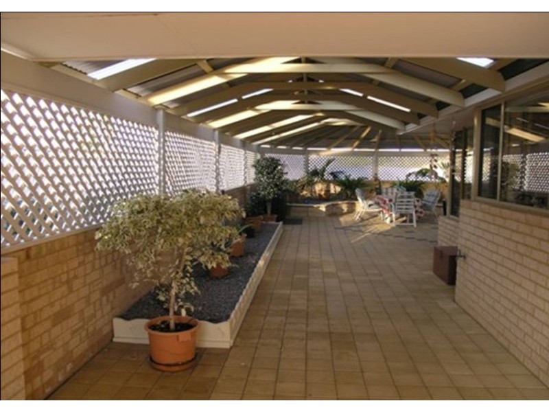 14 Hillview Drive, Drummond Cove WA 6532