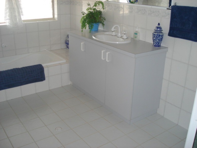 216 Cooper Street, Waggrakine WA 6530