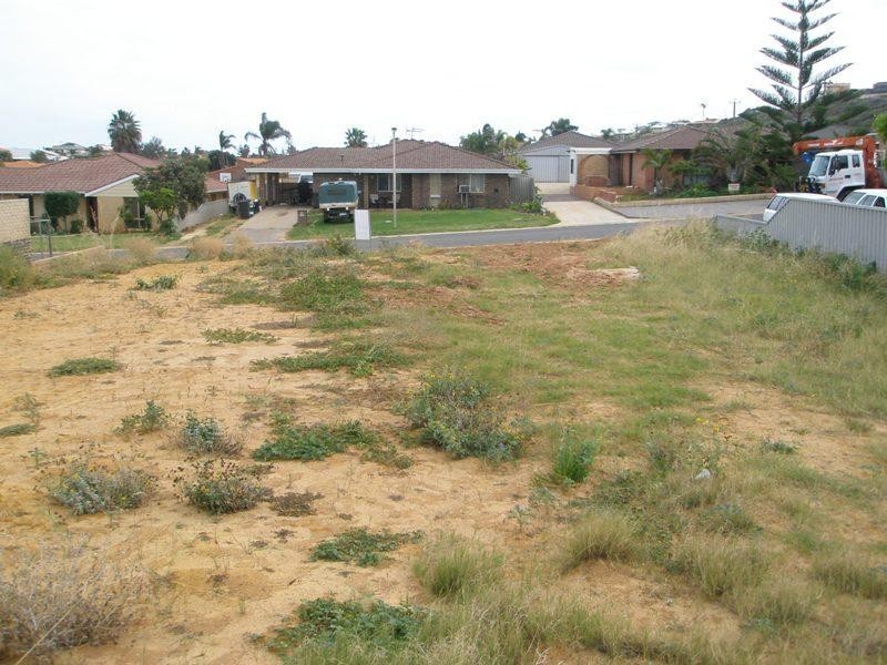 16 Sander Street, Tarcoola Beach WA 6530