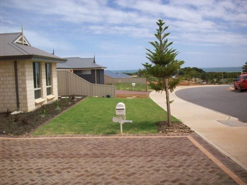 14 Neptune Crescent, Geraldton WA 6530
